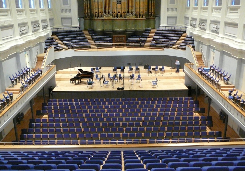 Birmingham Town Hall